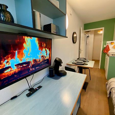 L'Hermes - Wifi - Parking - Netflix Appartement Villeurbanne Buitenkant foto