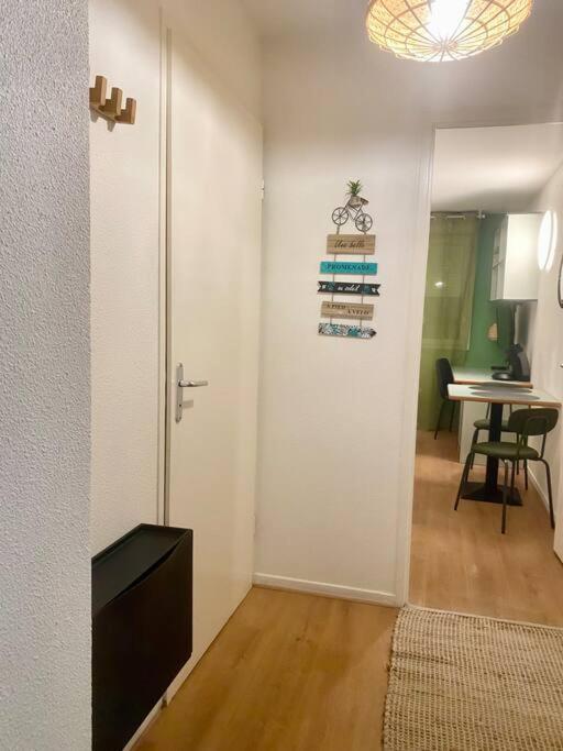 L'Hermes - Wifi - Parking - Netflix Appartement Villeurbanne Buitenkant foto