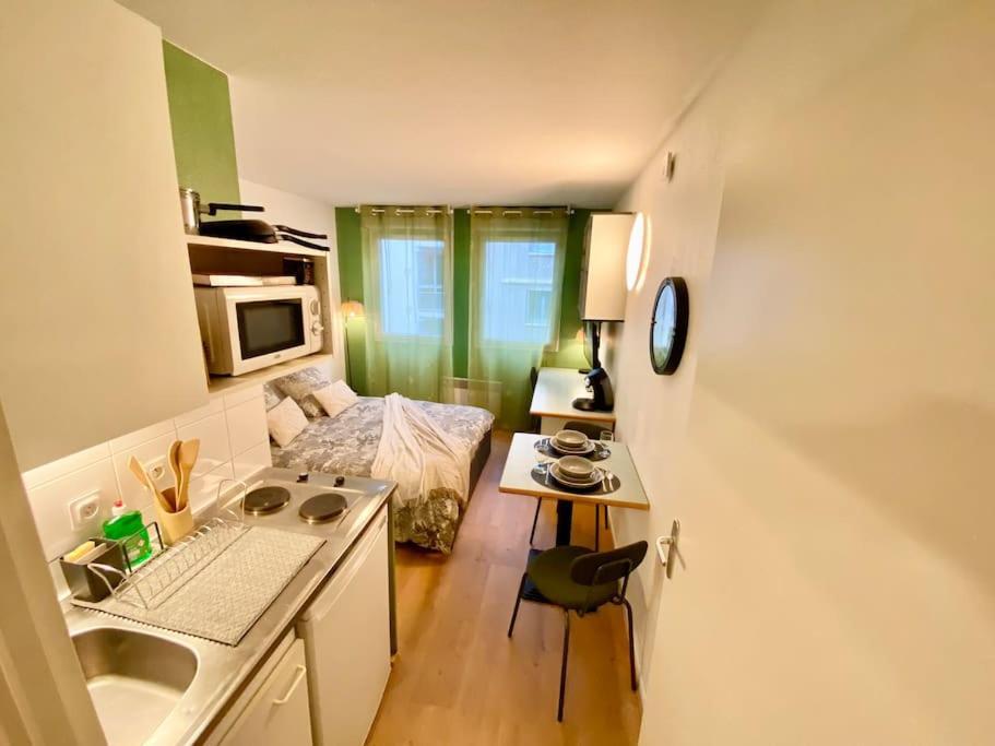 L'Hermes - Wifi - Parking - Netflix Appartement Villeurbanne Buitenkant foto