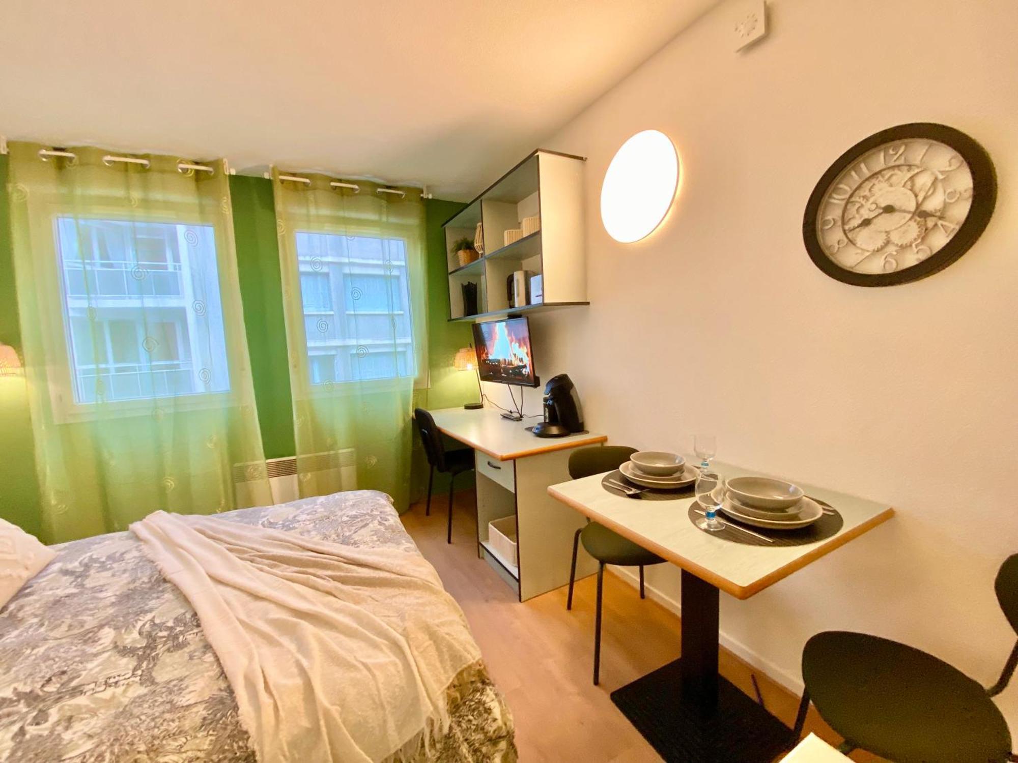 L'Hermes - Wifi - Parking - Netflix Appartement Villeurbanne Buitenkant foto